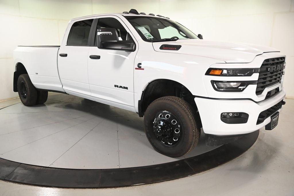 new 2025 Ram 3500 car