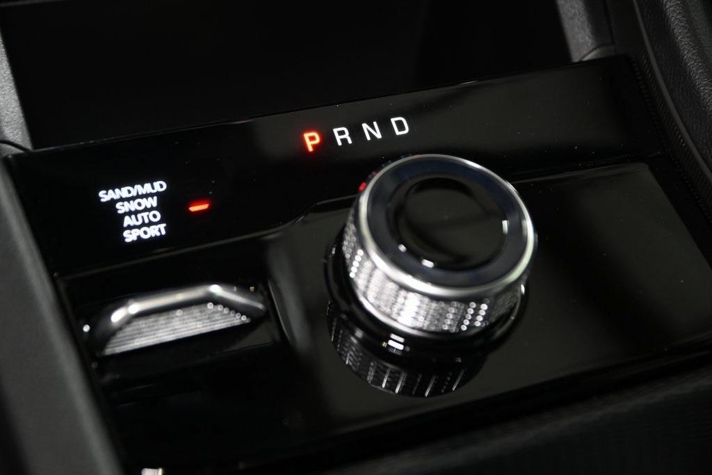 new 2025 Jeep Grand Cherokee car, priced at $49,121