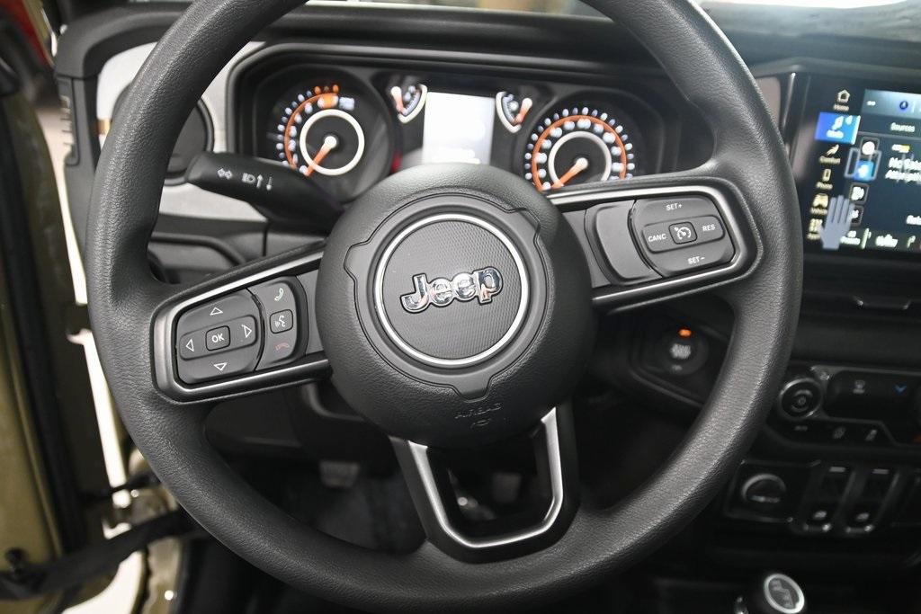 new 2025 Jeep Wrangler car