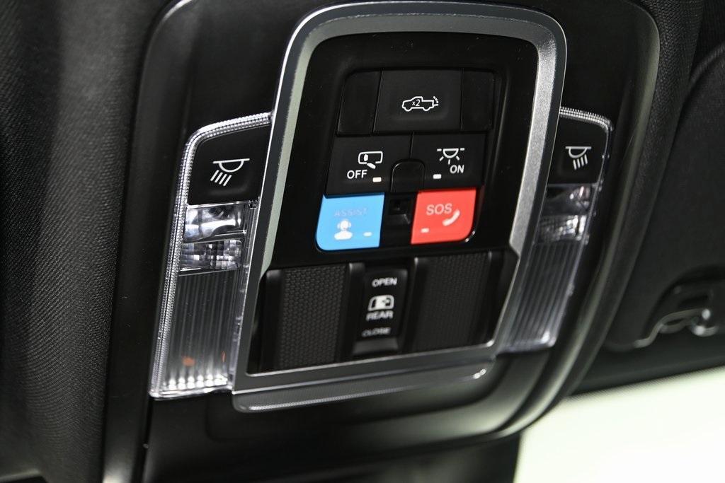 new 2025 Ram 3500 car