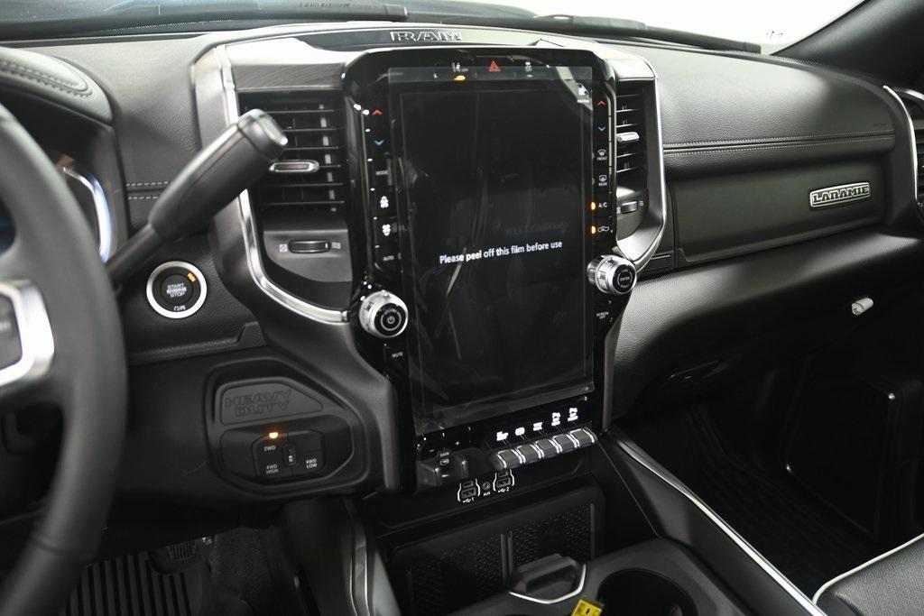 new 2025 Ram 3500 car