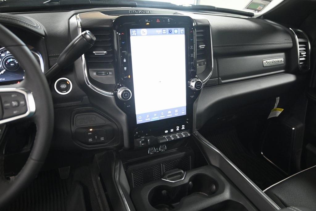 new 2025 Ram 2500 car, priced at $76,194