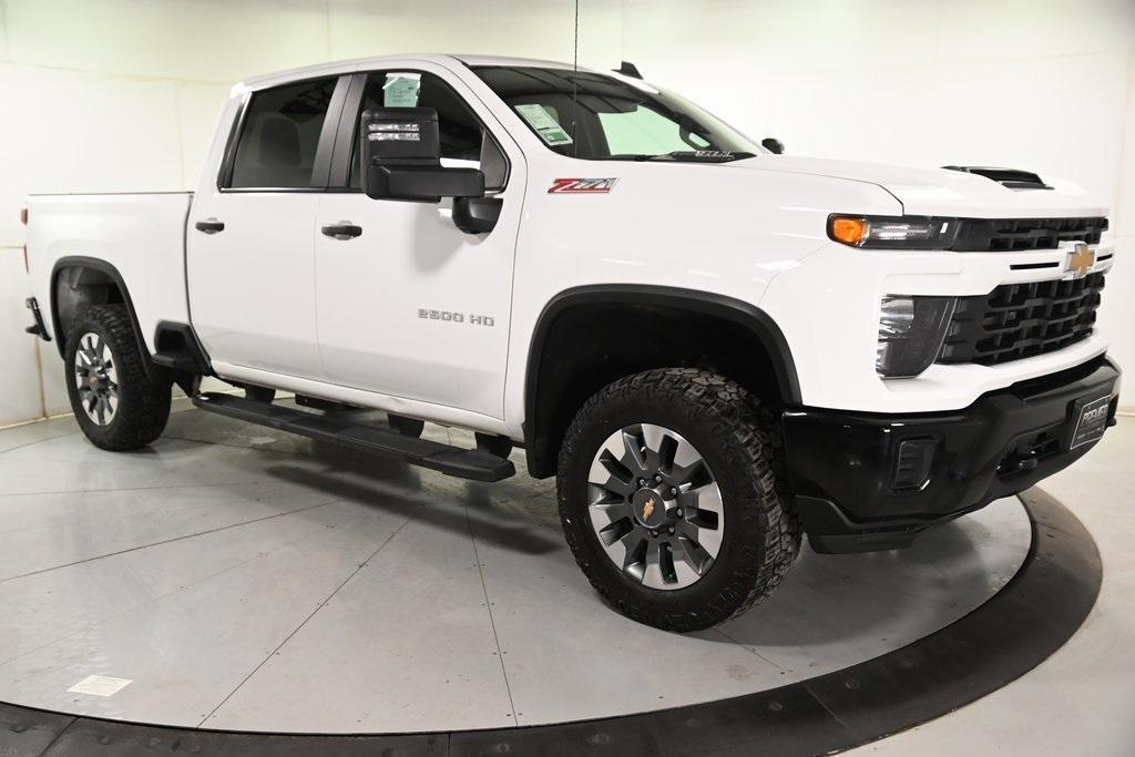 used 2024 Chevrolet Silverado 2500 car, priced at $46,818