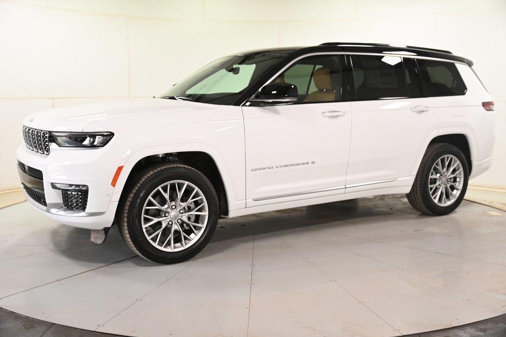 new 2025 Jeep Grand Cherokee L car