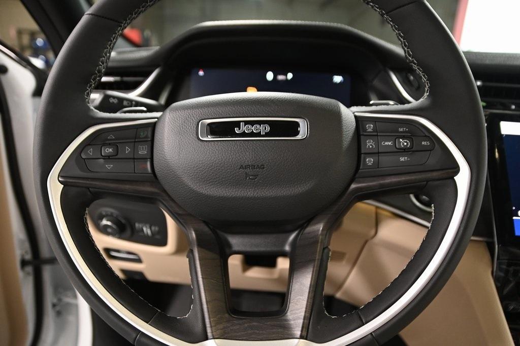 new 2025 Jeep Grand Cherokee car