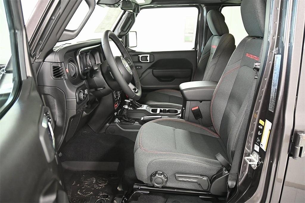 new 2025 Jeep Wrangler car, priced at $57,129