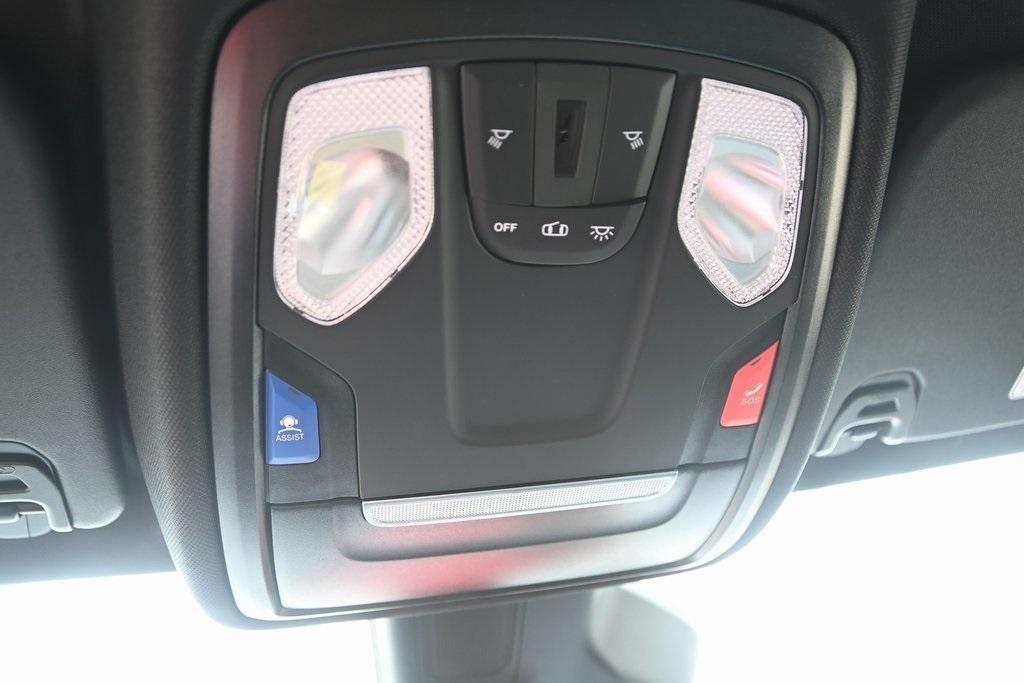 new 2025 Ram 1500 car