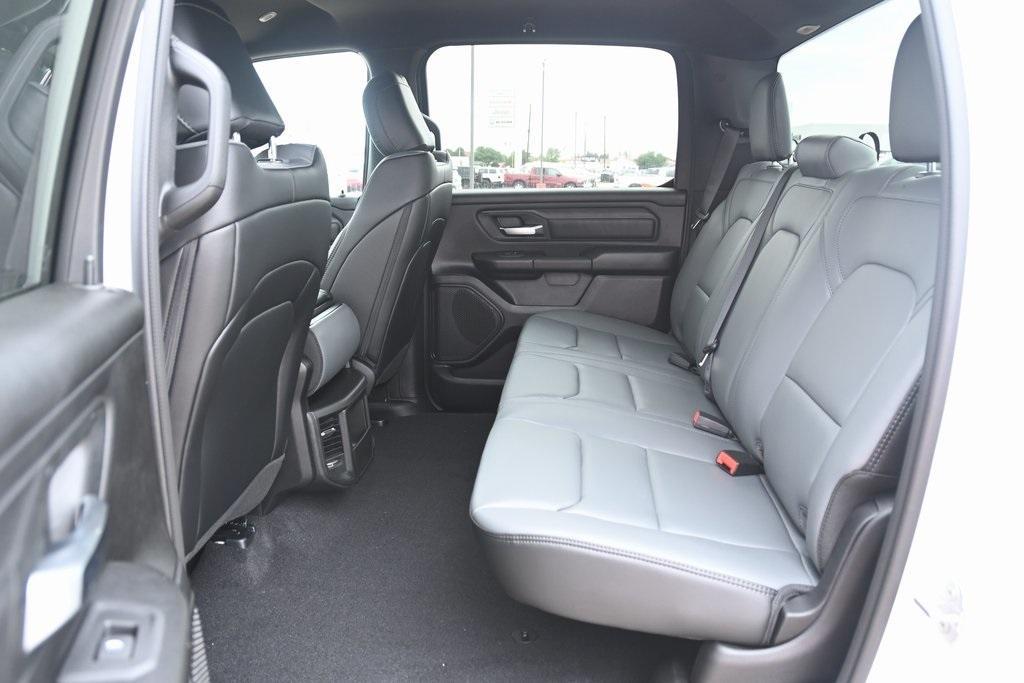 new 2025 Ram 1500 car