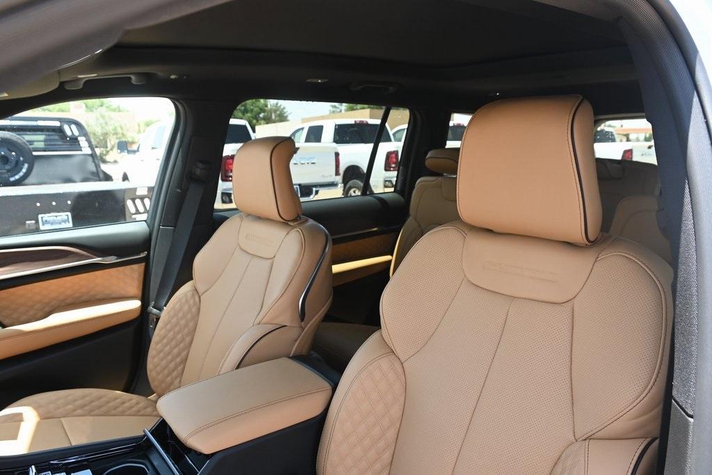 new 2025 Jeep Grand Cherokee L car, priced at $60,316