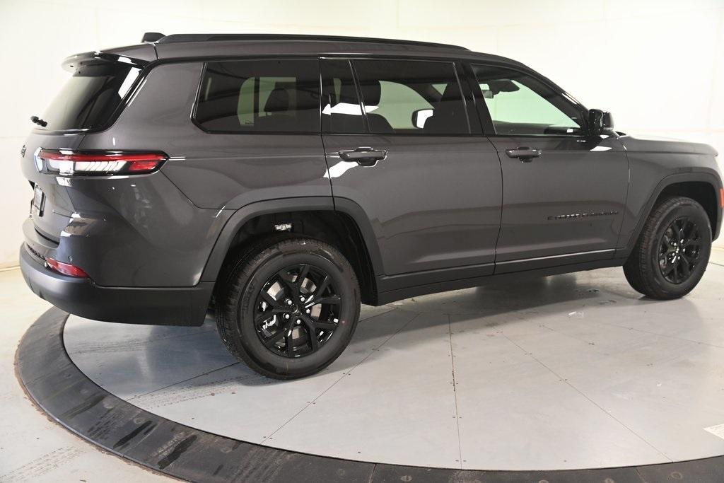 new 2025 Jeep Grand Cherokee L car, priced at $42,330