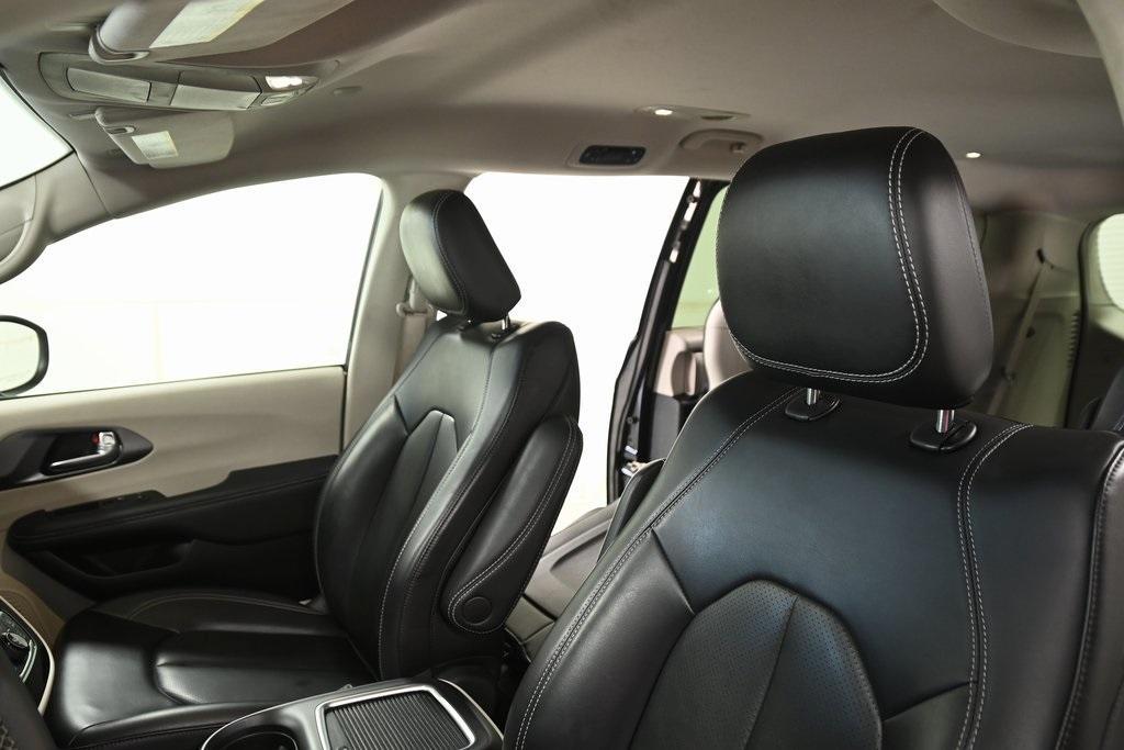 used 2023 Chrysler Pacifica car, priced at $25,395