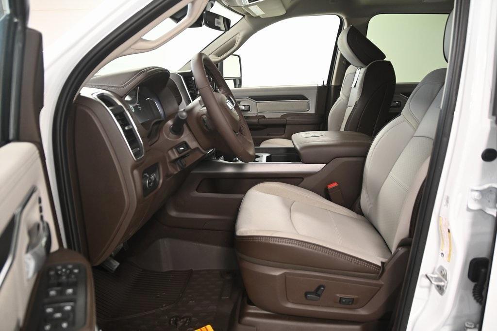new 2025 Ram 3500 car, priced at $79,635