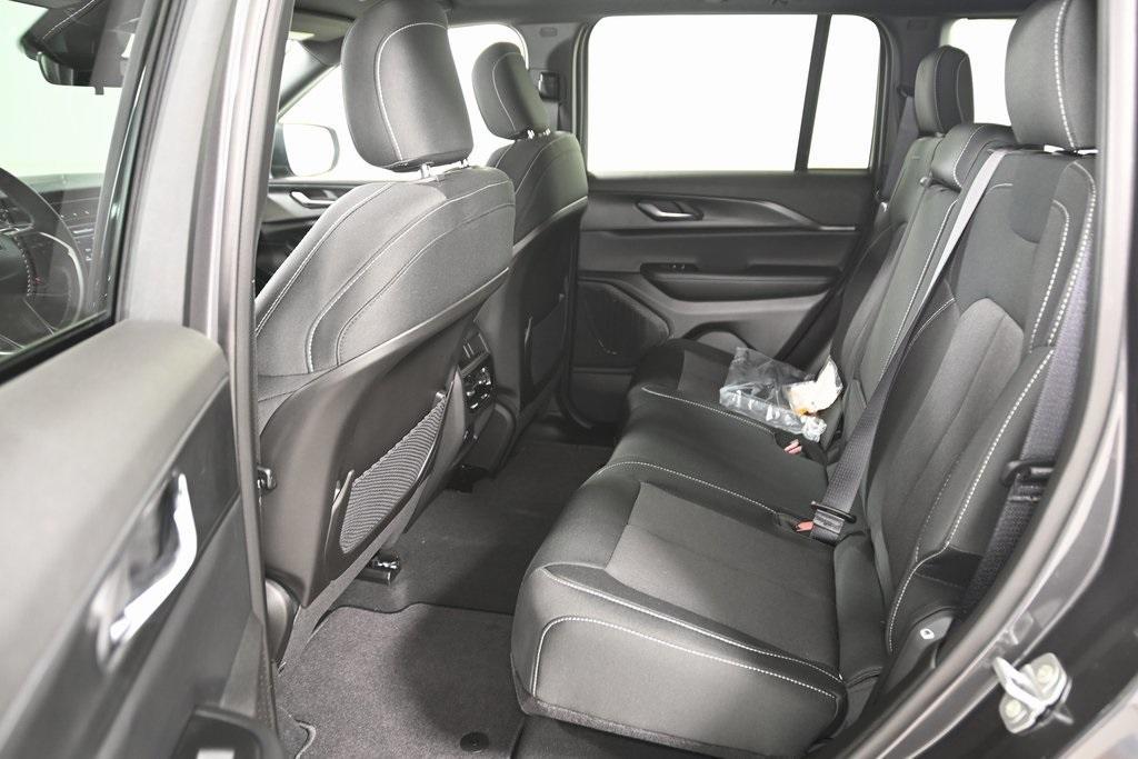 new 2025 Jeep Grand Cherokee car, priced at $35,743