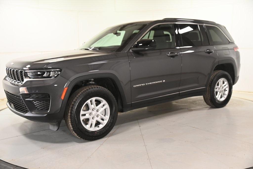 new 2025 Jeep Grand Cherokee car, priced at $35,743
