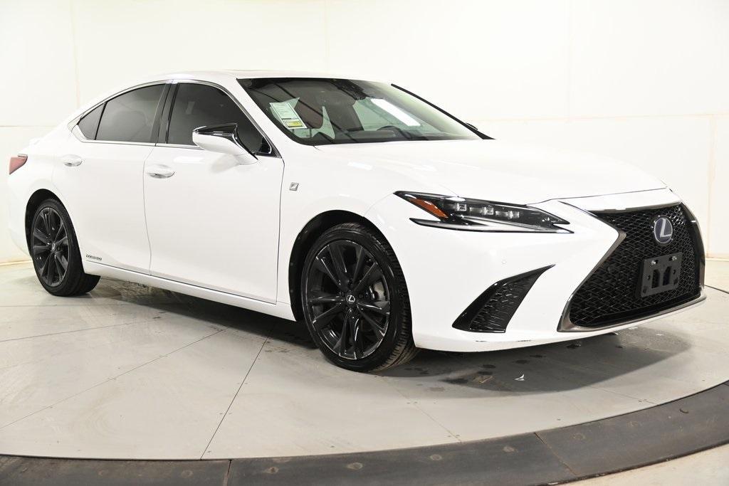 used 2022 Lexus ES 300h car, priced at $32,197