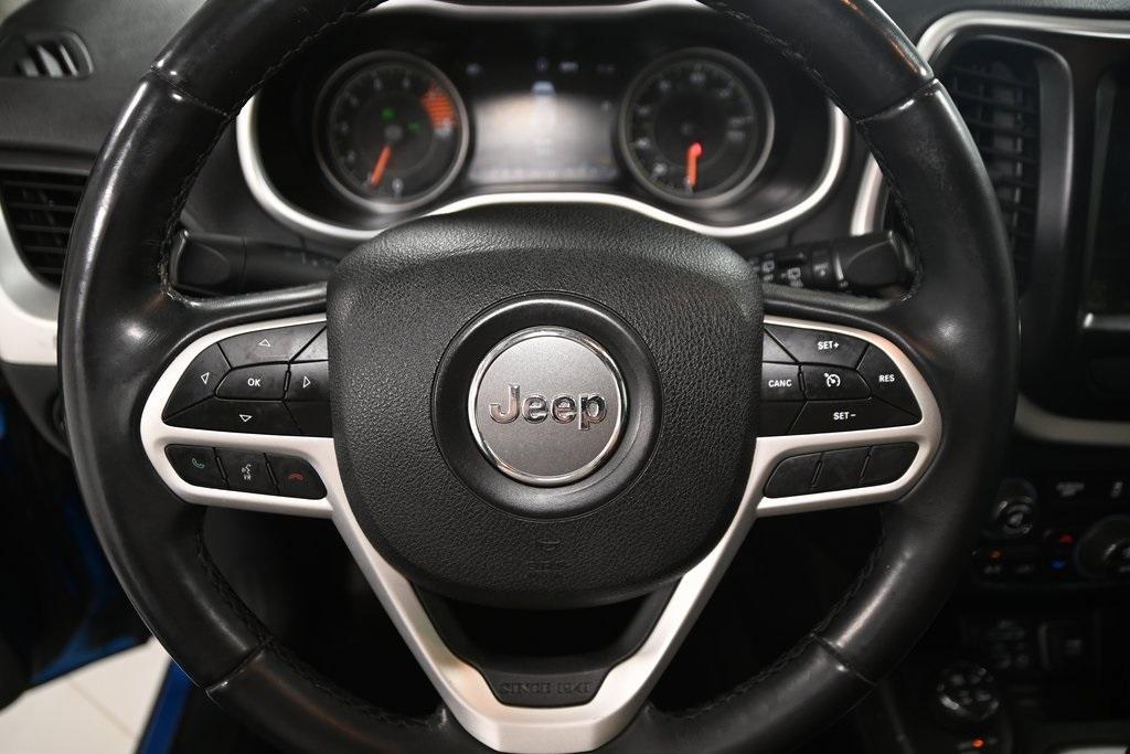 used 2018 Jeep Cherokee car, priced at $16,717