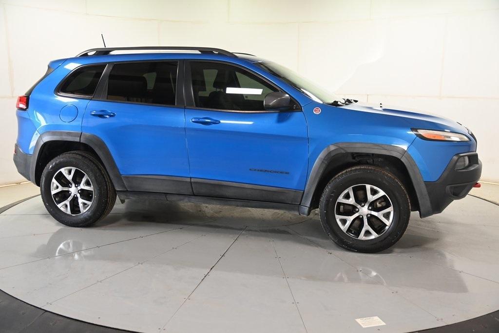 used 2018 Jeep Cherokee car, priced at $16,717