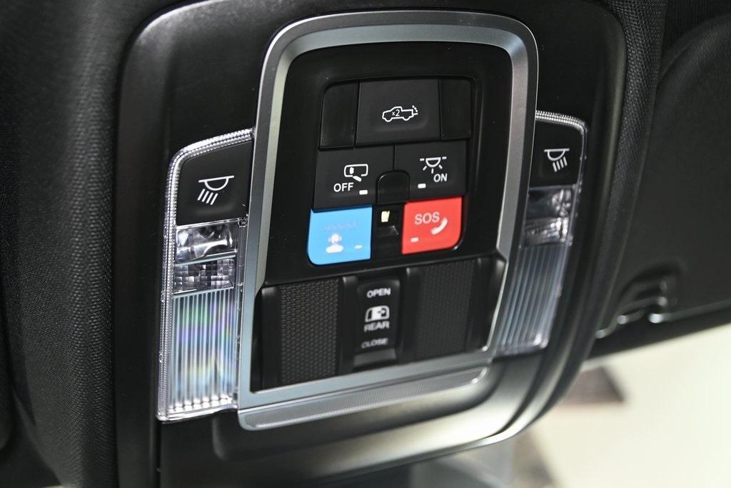 new 2025 Ram 1500 car, priced at $52,432