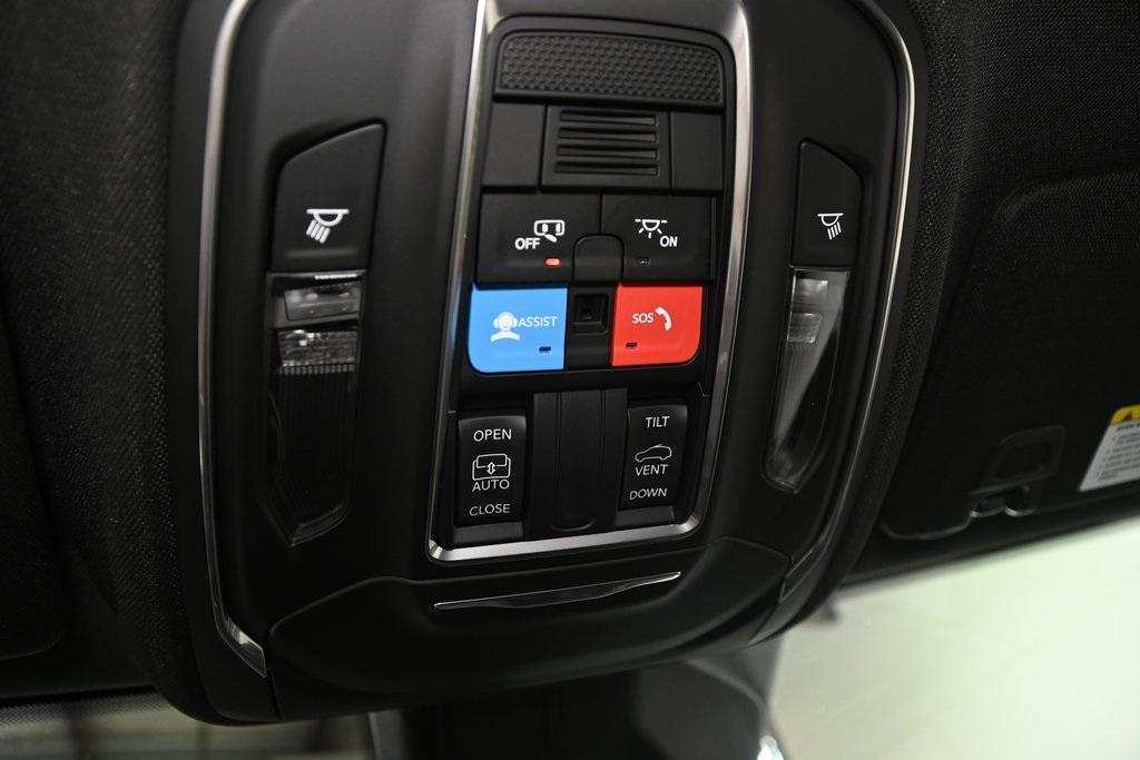 new 2025 Jeep Grand Cherokee L car