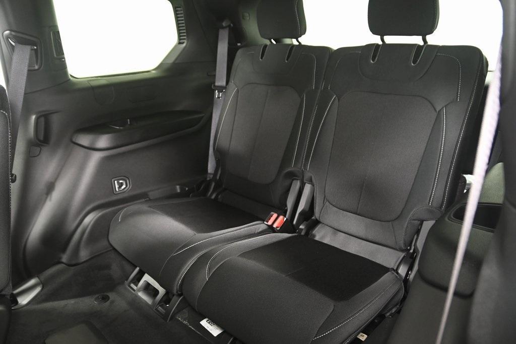 new 2025 Jeep Grand Cherokee L car