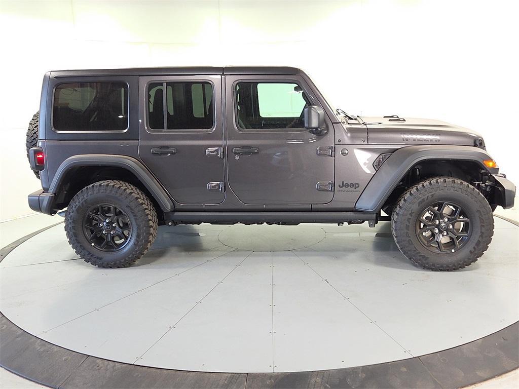 new 2025 Jeep Wrangler car, priced at $47,064