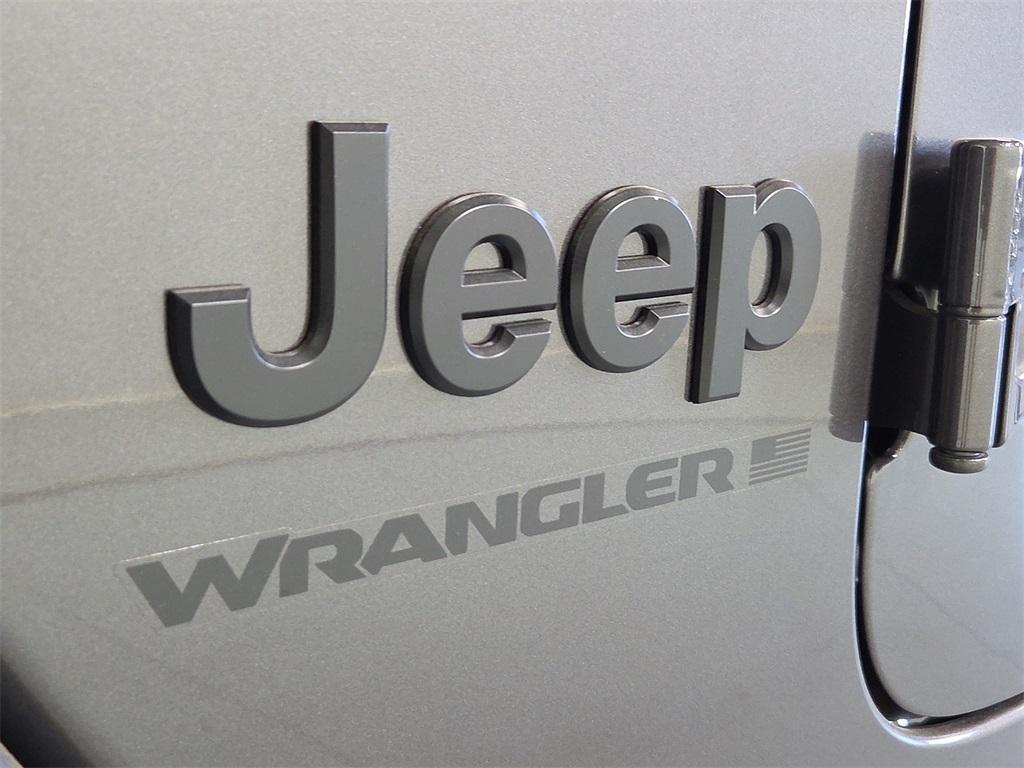 new 2025 Jeep Wrangler car, priced at $47,064