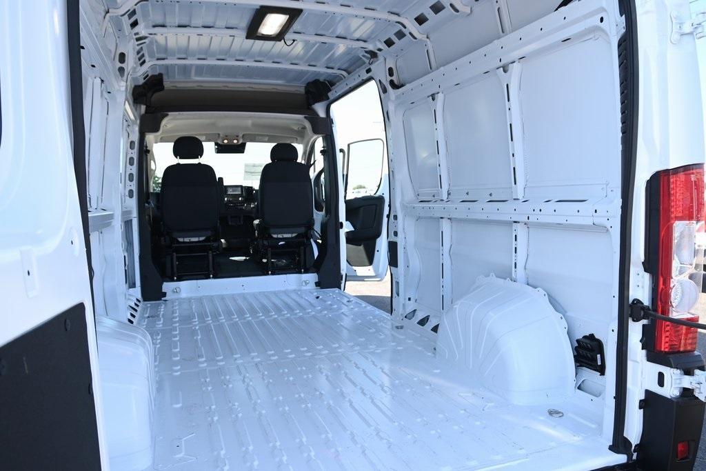 new 2026 Ram ProMaster 2500 Window Van car, priced at $54,640