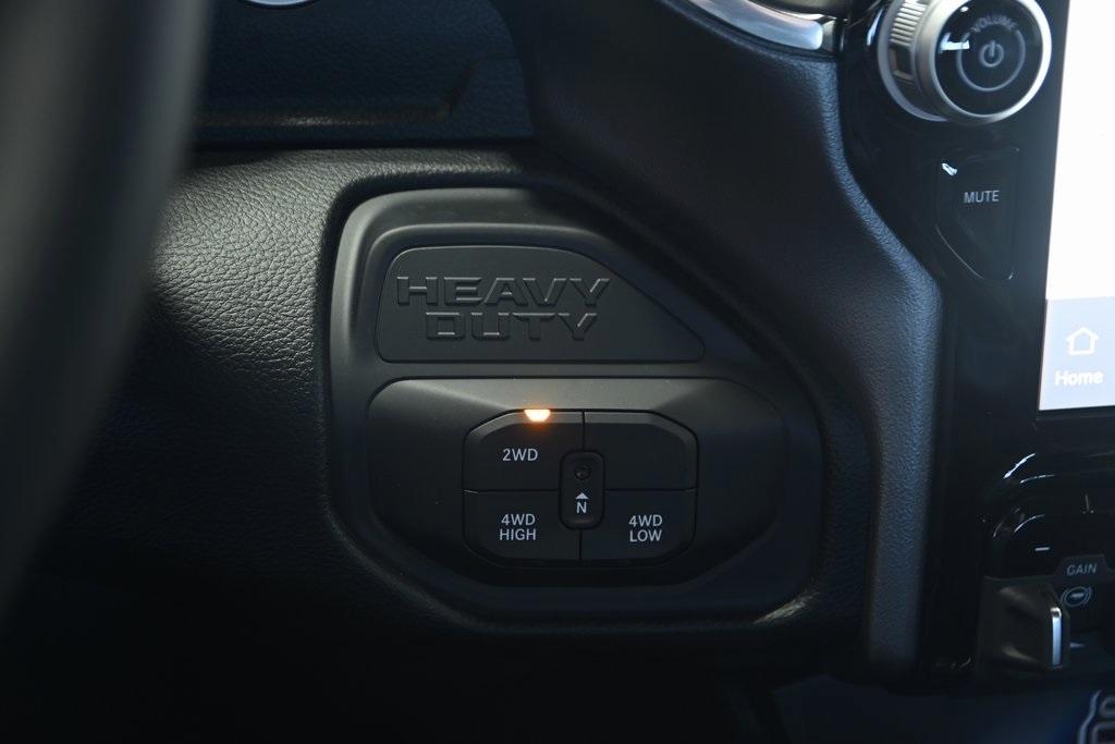 new 2025 Ram 3500 car