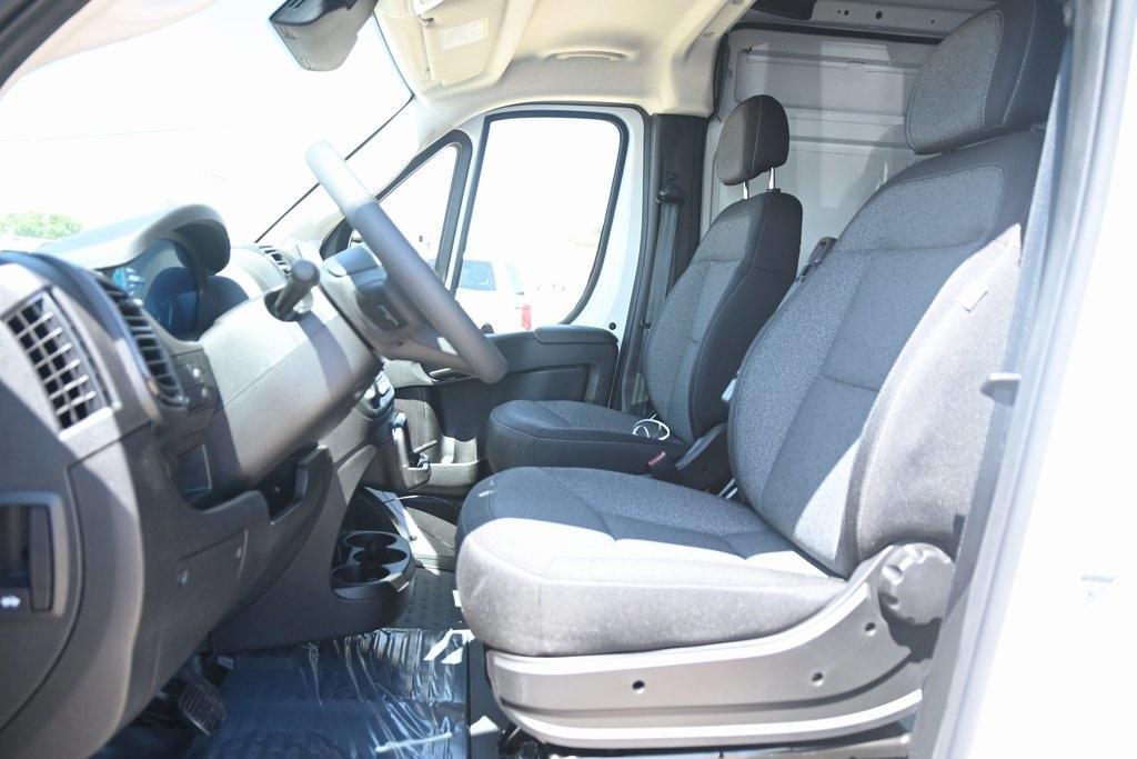 new 2025 Ram ProMaster 2500 car, priced at $49,762