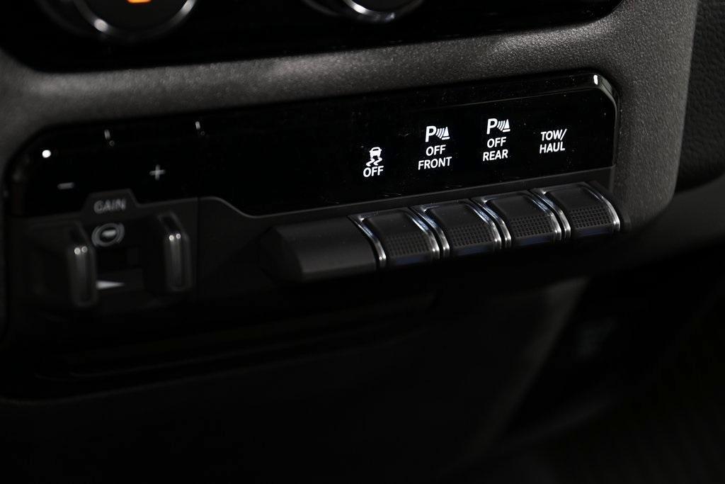 new 2025 Ram 1500 car, priced at $51,836