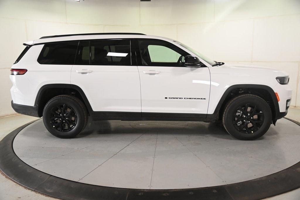 new 2025 Jeep Grand Cherokee L car, priced at $43,477