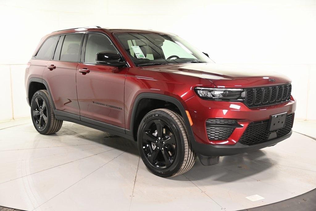 new 2025 Jeep Grand Cherokee car