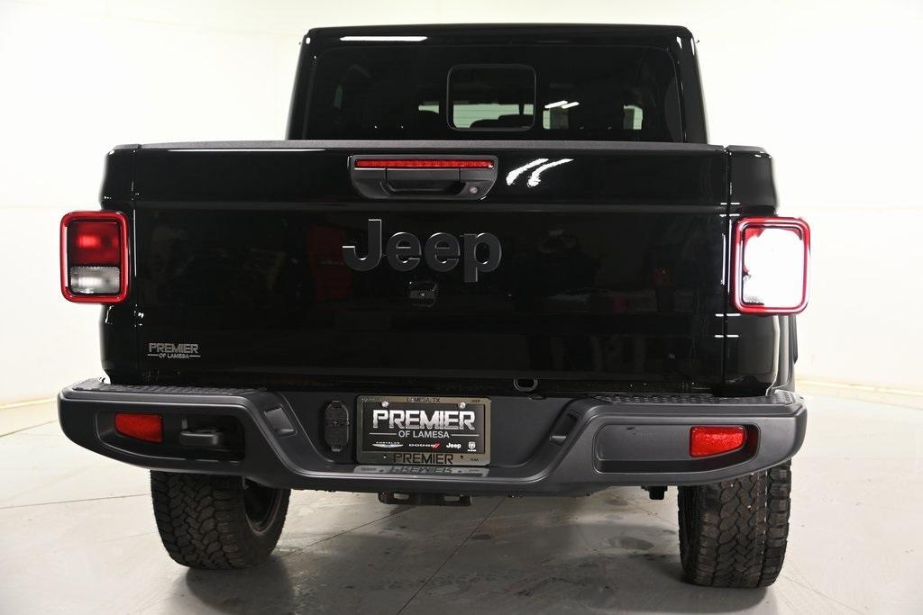 new 2025 Jeep Gladiator car, priced at $42,385