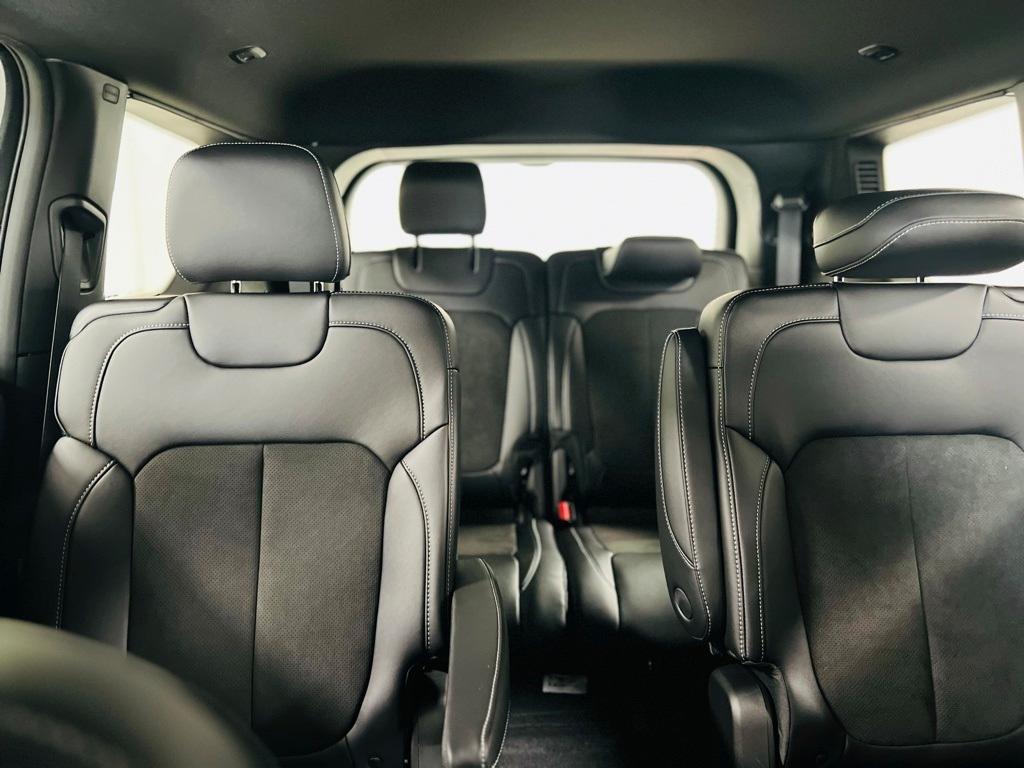new 2025 Jeep Grand Cherokee L car, priced at $44,072