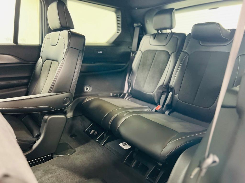 new 2025 Jeep Grand Cherokee L car, priced at $44,072