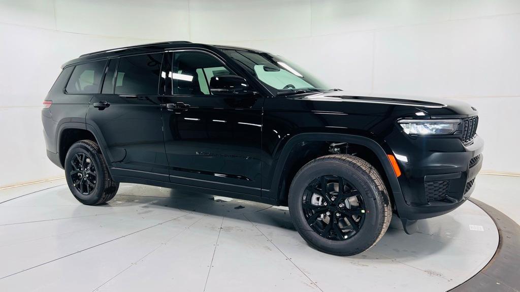 new 2025 Jeep Grand Cherokee L car, priced at $44,072