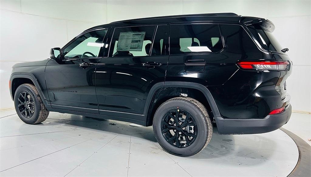 new 2025 Jeep Grand Cherokee L car, priced at $46,230