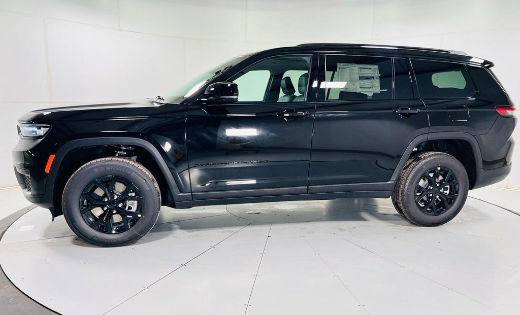 new 2025 Jeep Grand Cherokee L car, priced at $44,072