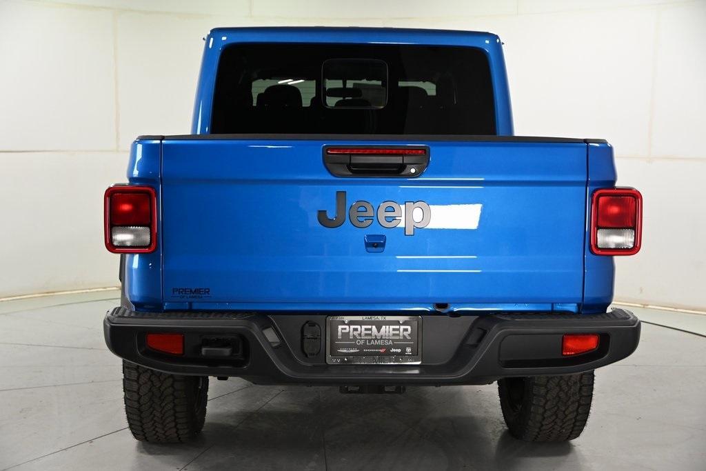 new 2025 Jeep Gladiator car, priced at $41,942