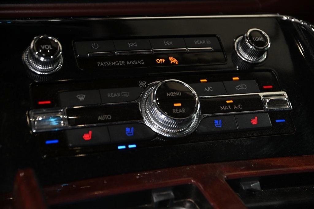 used 2020 Lincoln Navigator car, priced at $46,967
