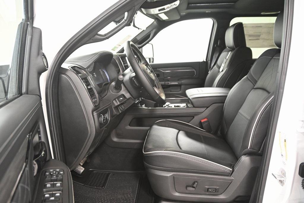 new 2025 Ram 3500 car, priced at $98,220