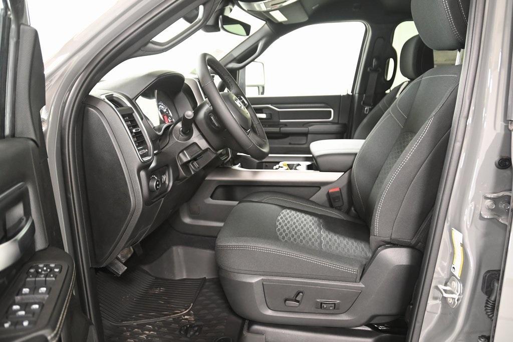 new 2025 Ram 2500 car