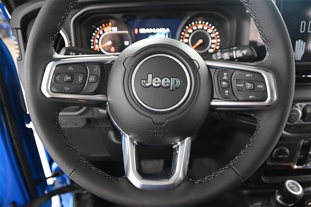 new 2025 Jeep Wrangler car, priced at $53,503