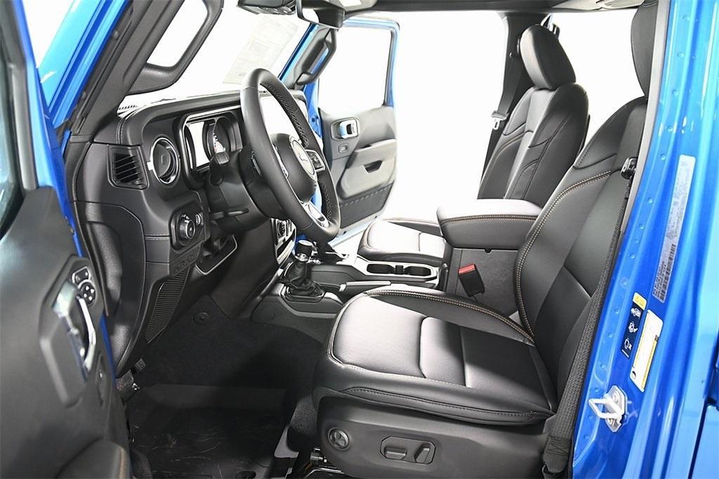 new 2025 Jeep Wrangler car, priced at $53,503