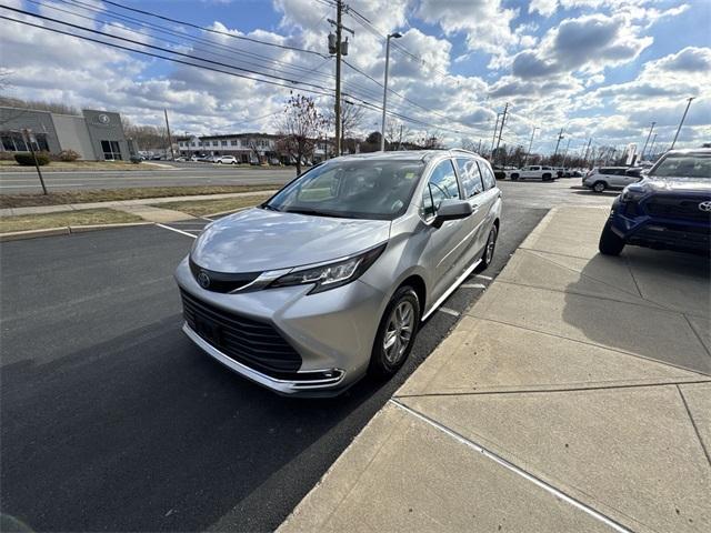 used 2023 Toyota Sienna car, priced at $46,005