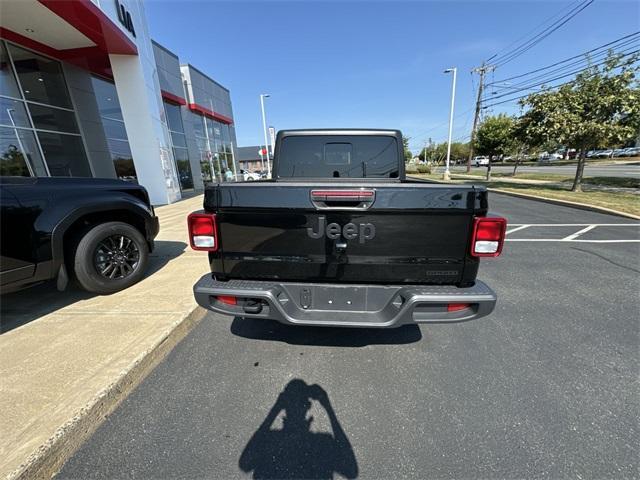 used 2020 Jeep Gladiator car, priced at $29,327