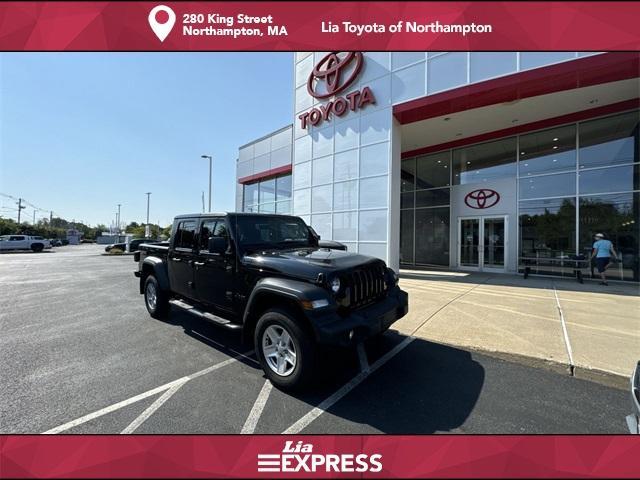 used 2020 Jeep Gladiator car, priced at $29,327