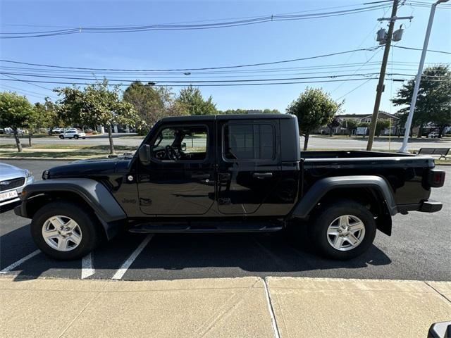 used 2020 Jeep Gladiator car, priced at $29,327