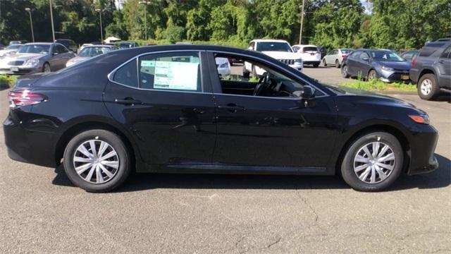 new 2024 Toyota Camry Hybrid car, priced at $30,554