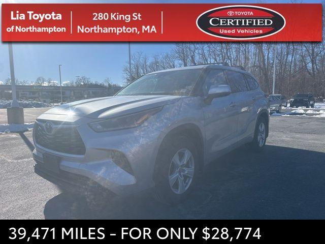 used 2021 Toyota Highlander car, priced at $28,774